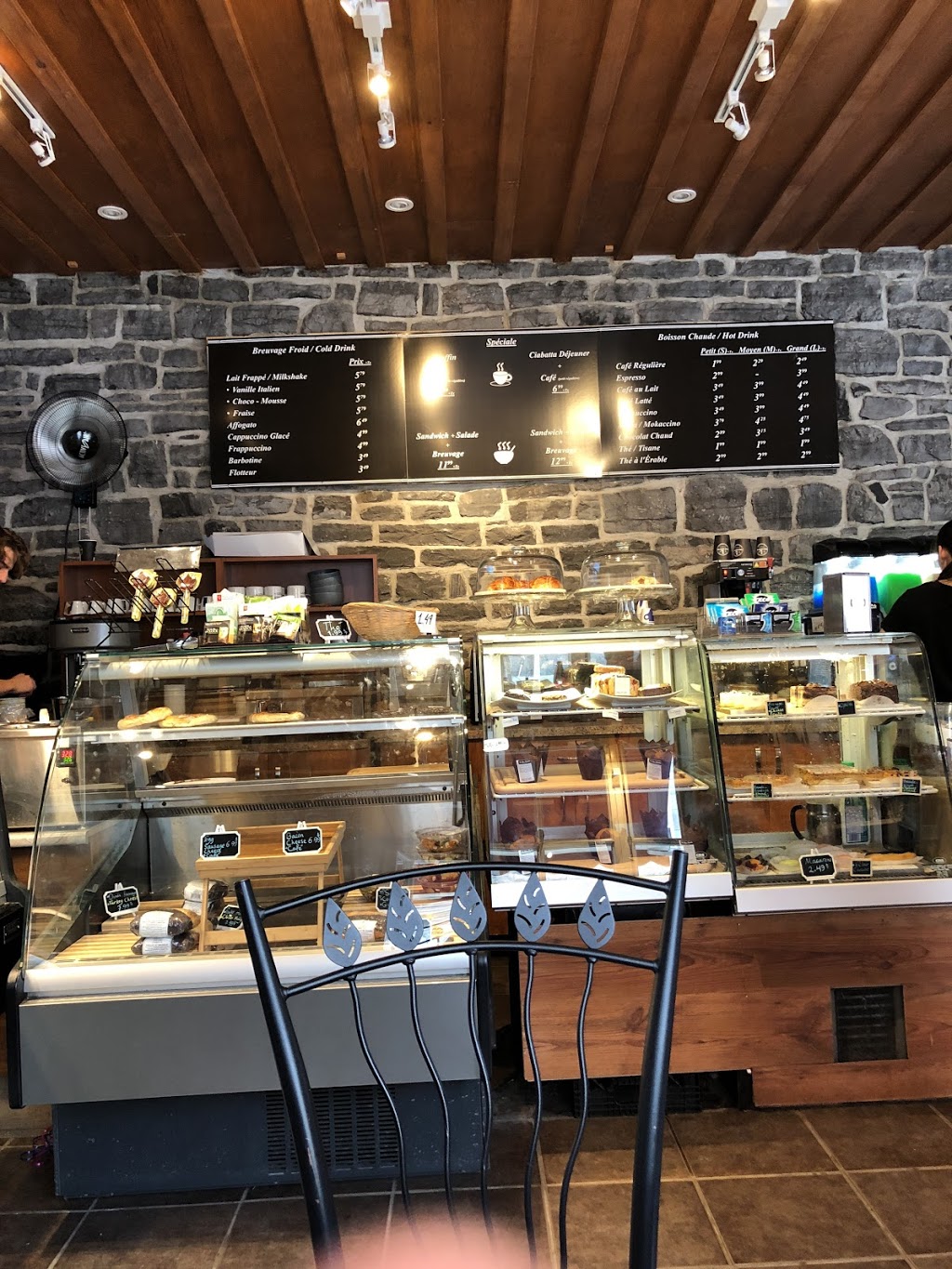 Nili Alimentation | 59, 57 Rue Sainte-Ursule, Quebec City, QC G1R 3Z3, Canada | Phone: (418) 692-0909