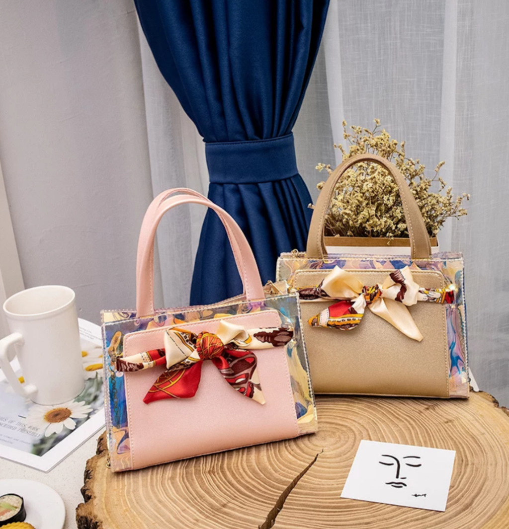 The fashion accessories mode | 12135 Rue Daigle, Montréal, QC H4J 1S6, Canada | Phone: (514) 265-2180