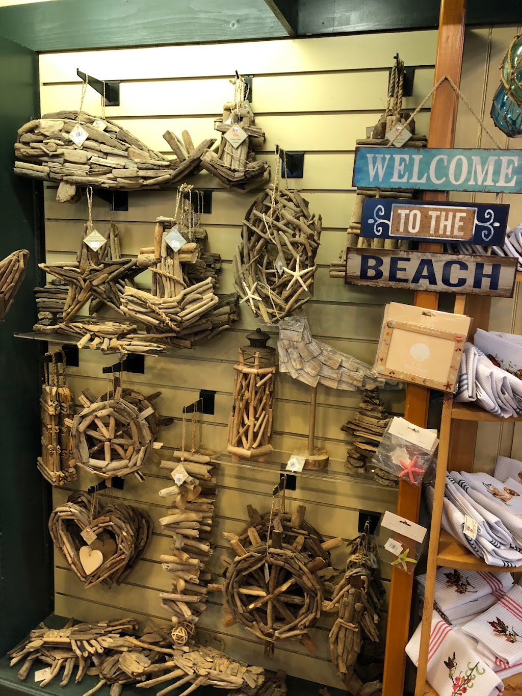 Anne of Green Gables Store | 8779 PE-6, New Glasgow, PE C0A 1N0, Canada | Phone: (800) 665-2663