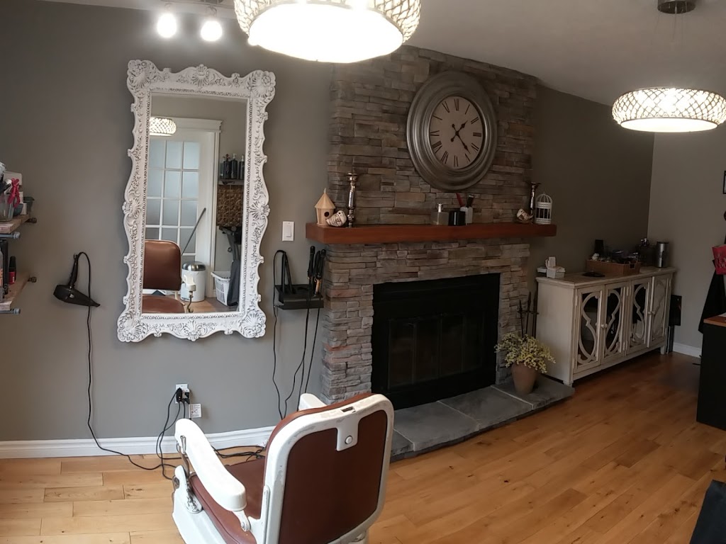 Heavenly Dos by Annie | 1016 Linden St, Innisfil, ON L9S 1W4, Canada | Phone: (705) 294-1172