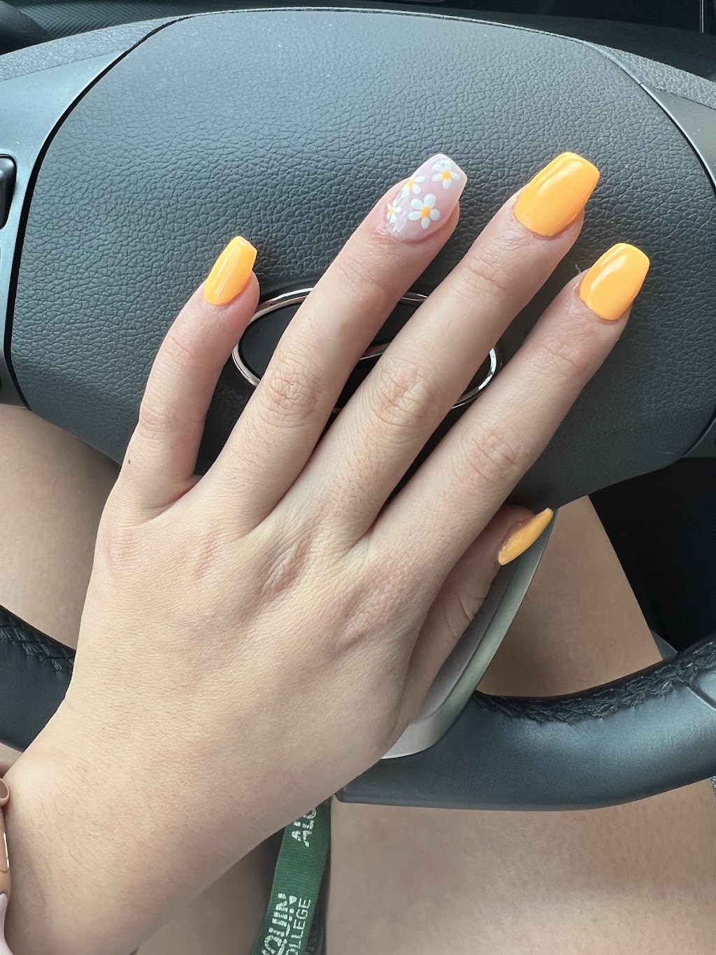 Fabulous Nails | 1181 St. Laurent Blvd, Ottawa, ON K1K 3B7, Canada | Phone: (613) 746-3046