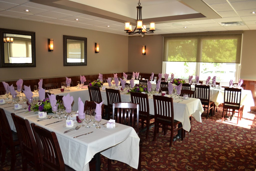 Massey House Restaurant | 27 King Ave E, Newcastle, ON L1B 1H3, Canada | Phone: (905) 987-3747