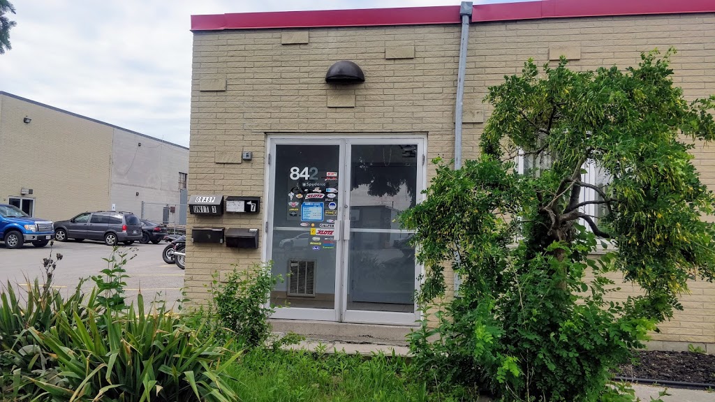 CS Moto | 842 Farewell St, Oshawa, ON L1H 6N6, Canada | Phone: (905) 432-2691