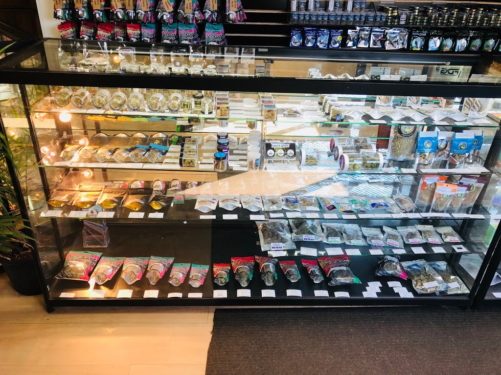 Top Shelf Cannabis | 4712 Pacific Hwy, Bellingham, WA 98226, USA | Phone: (360) 922-7749