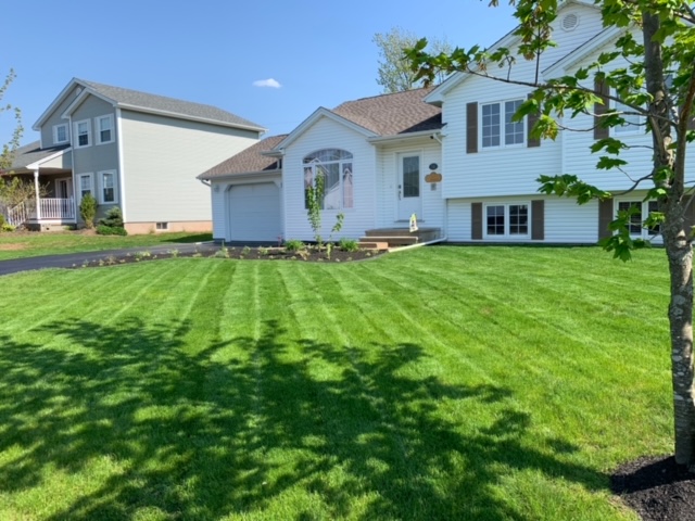 Emerald Lawns & Landscaping | 50 Modern Ln, Moncton, NB E1G 4V6, Canada | Phone: (506) 381-0084