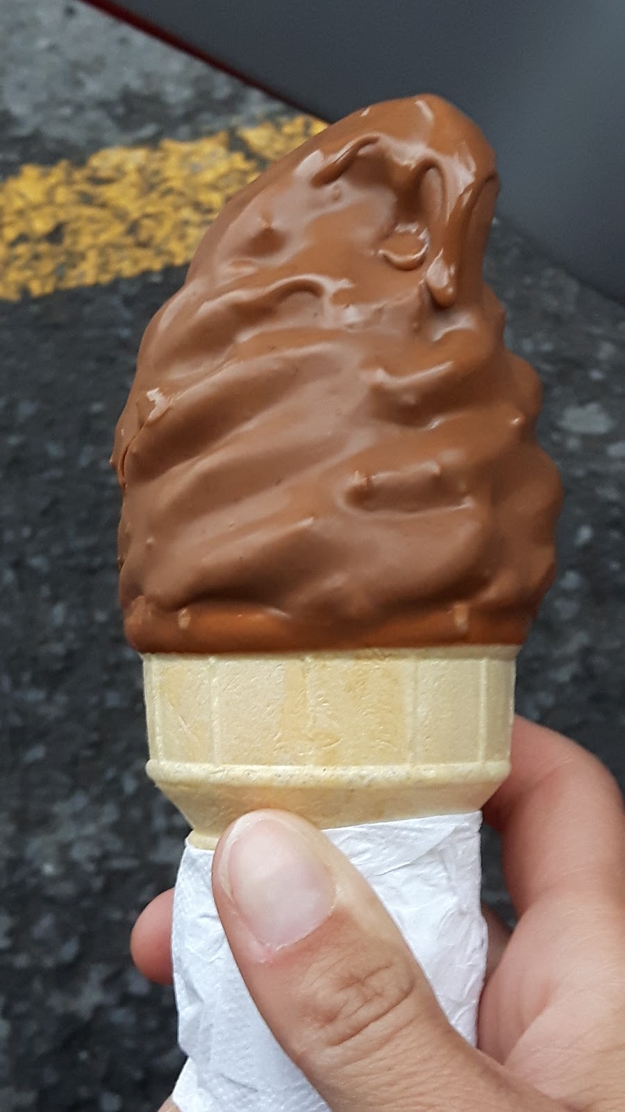 Mickey Crèmerie | 465 Rue Saint-Jacques, Napierville, QC J0J 1L0, Canada