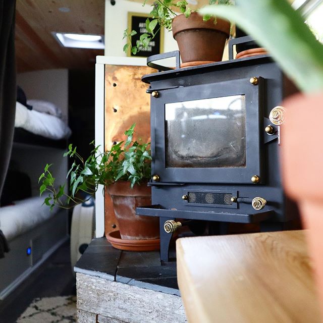 Cubic Mini Wood Stoves | 3465 Rue Griffith, Saint-Laurent, QC H4T 1W5, Canada | Phone: (514) 553-6682