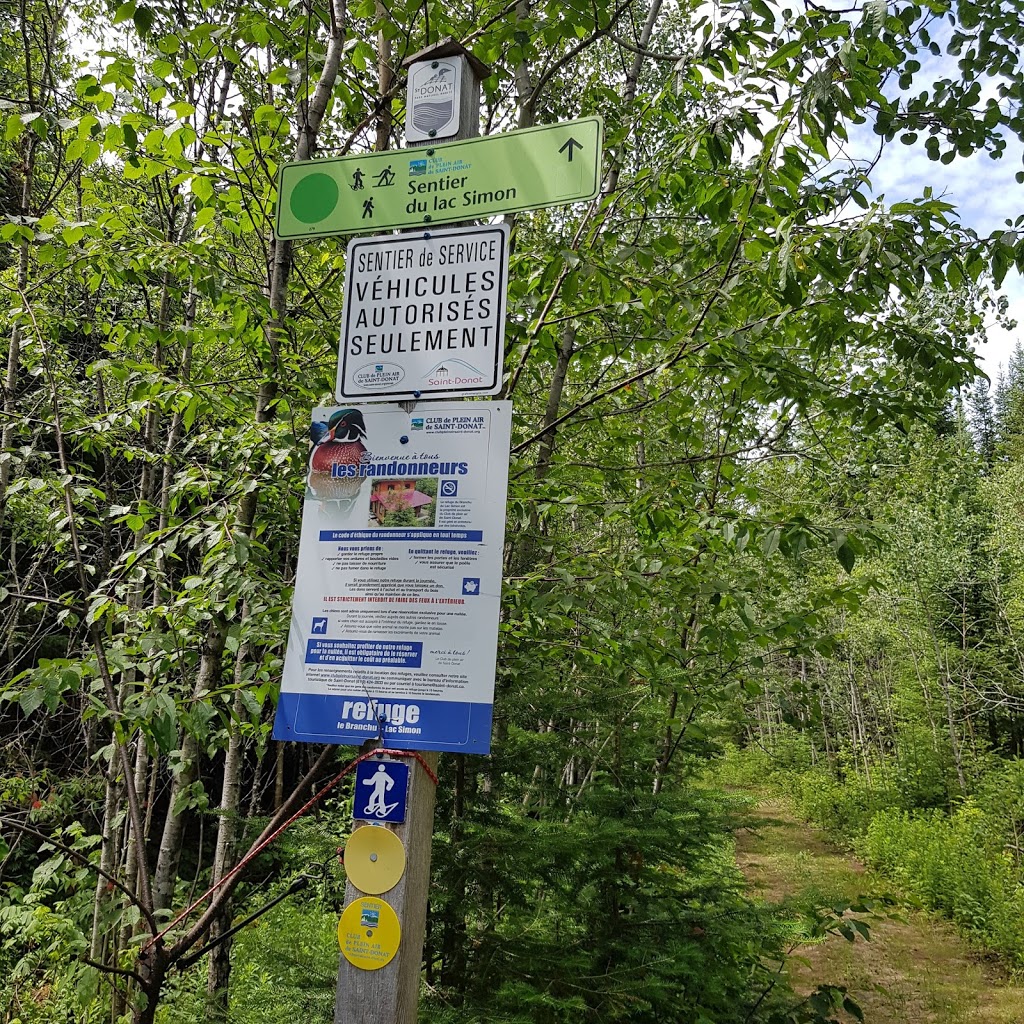 Refuge le Branchu (lac Simon) | Unnamed Road, Saint-Donat-de-Montcalm, QC J0T 2C0, Canada | Phone: (888) 783-6628