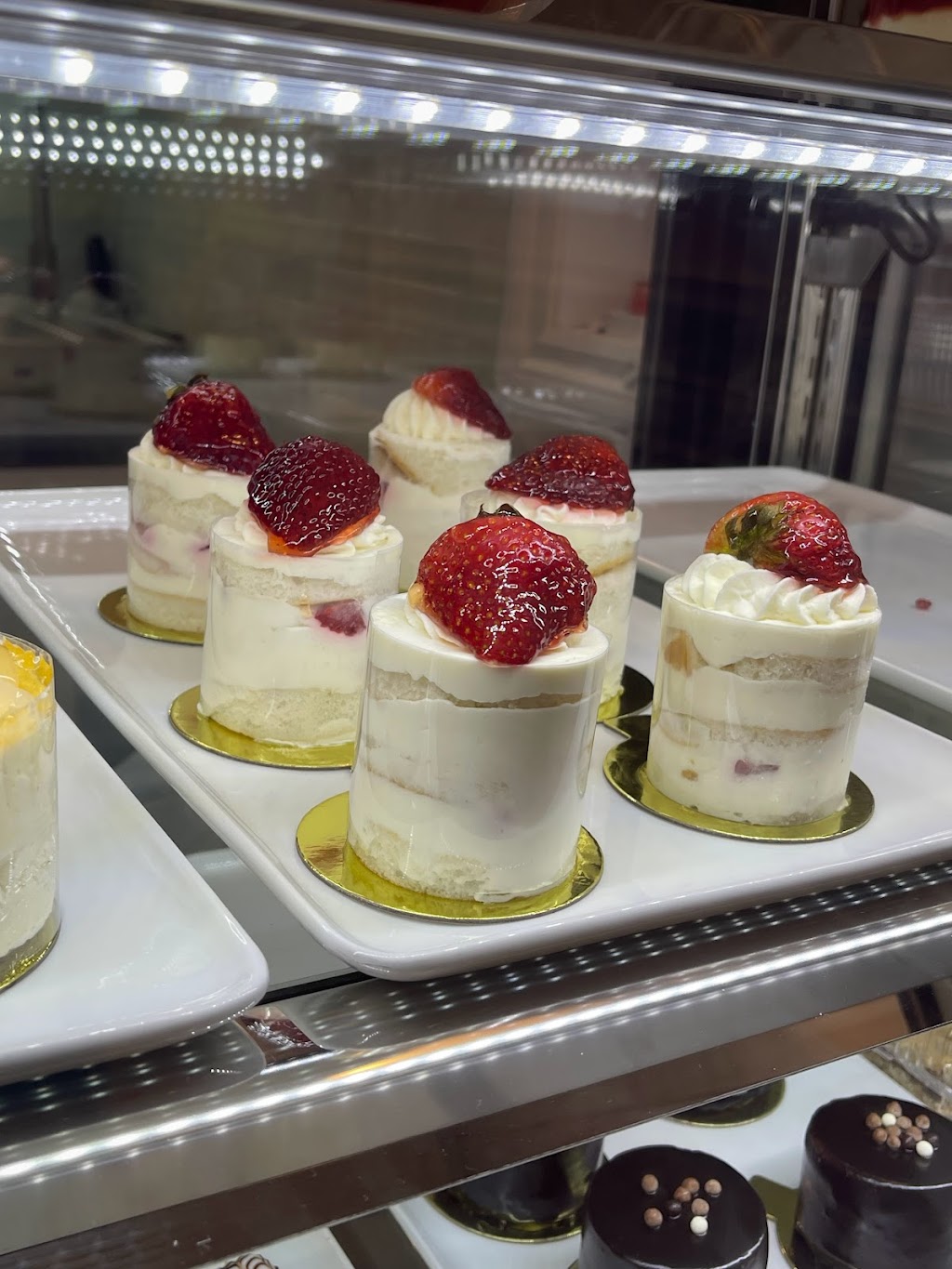Crémerie les délices dAlice | 334 Rue Victoria, Thurso, QC J0X 3B0, Canada | Phone: (819) 985-2658