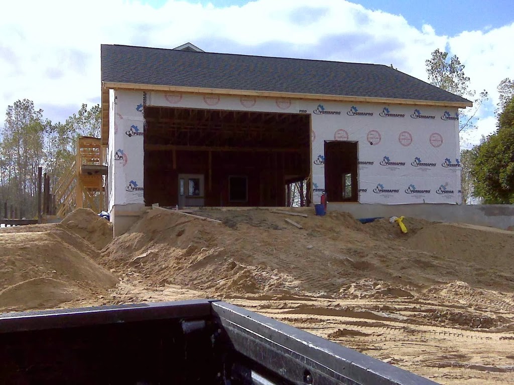AM Carpentry | 2135 Sperry Rd, Berlin Township, MI 48002, USA | Phone: (810) 395-5186