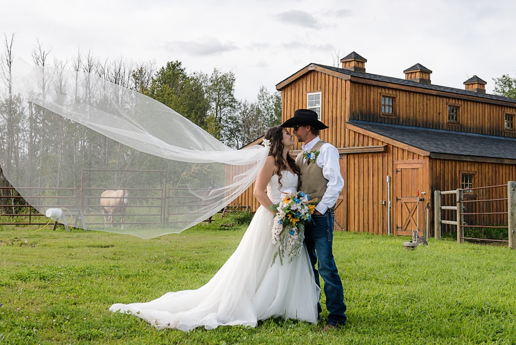 Carla Lehman Photography | 25 50106 Range Road 200, AB T0B 4J2, Canada | Phone: (780) 918-6241