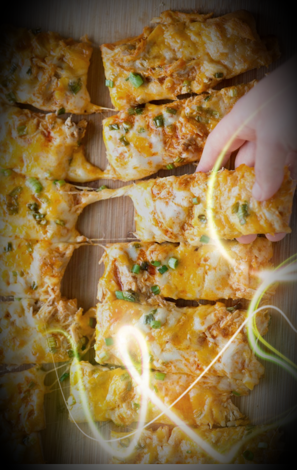 Mona Pizza and pasta | 22292 Dewdney Trunk Rd, Maple Ridge, BC V2X 3H9, Canada | Phone: (604) 463-1111
