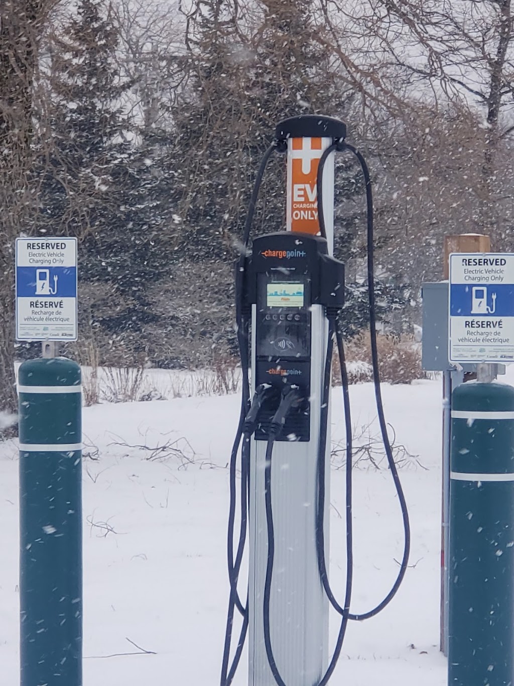 ChargePoint Charging Station | 170 N River Rd, Charlottetown, PE C1A 3L3, Canada | Phone: (888) 758-4389