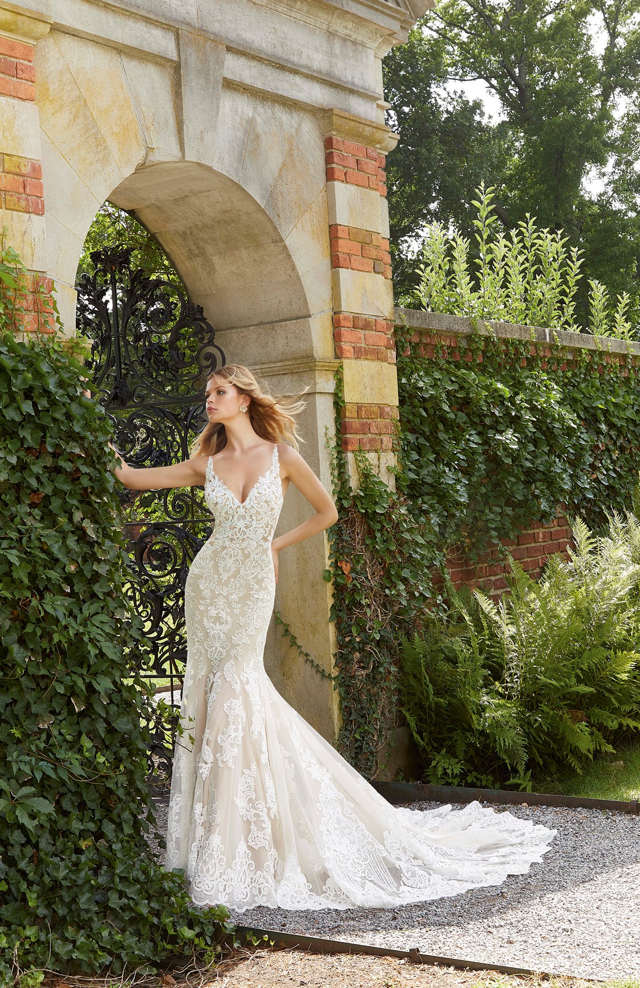 Best for Bride | 5359 Dundas St W #100, Etobicoke, ON M9B 1B1, Canada | Phone: (416) 233-3393
