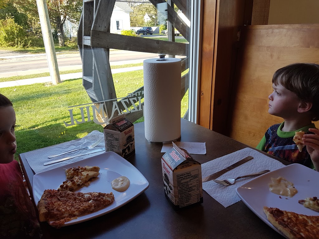 Pizza Mill | 3160 Main St, Salisbury, NB E4J 2L8, Canada | Phone: (506) 372-4433