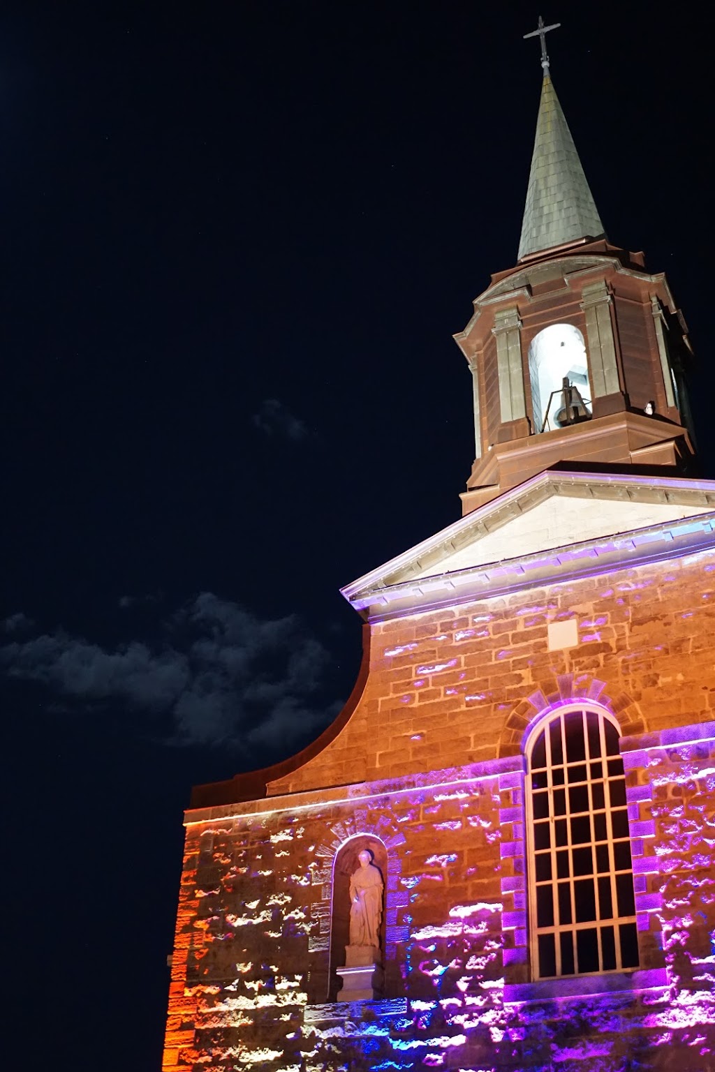 Centre De Ressourcement Spirituel St Jean | 80 Rue Lajeunesse, Saint-Jean-sur-Richelieu, QC J3B 5G1, Canada | Phone: (450) 347-2328