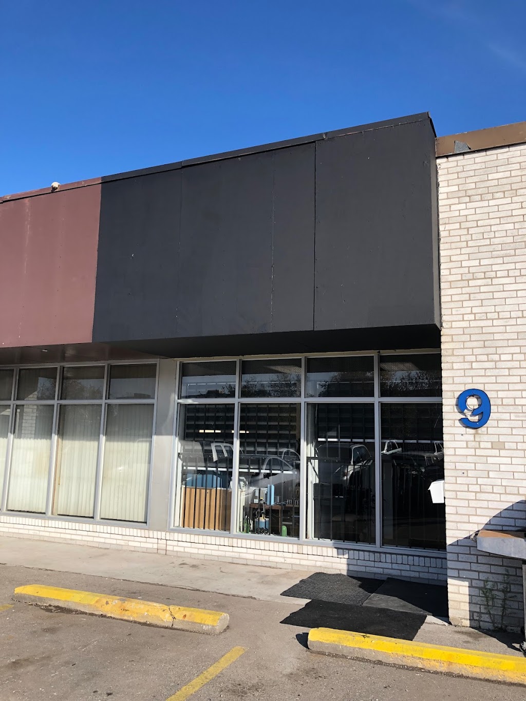 D&co | 2410 Lawrence Ave E, Scarborough, ON M1P 2R6, Canada | Phone: (647) 573-0028