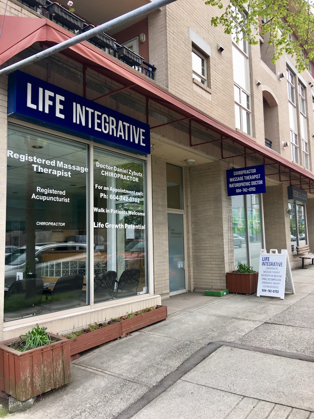 Dr. Tomah Phillips ND | 4168 Dunbar St, Vancouver, BC V6J 2E7, Canada | Phone: (604) 742-0702