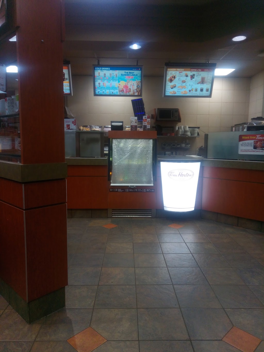 Tim Hortons | 535 Sandwich St S, Amherstburg, ON N9V 2B2, Canada | Phone: (519) 736-8703