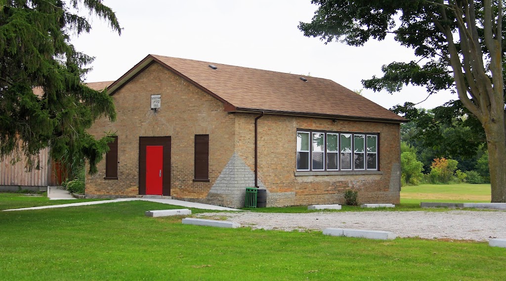 Roseville Community Centre | 3195 Roseville Rd, Ayr, ON N0B 1E0, Canada | Phone: (519) 632-8800