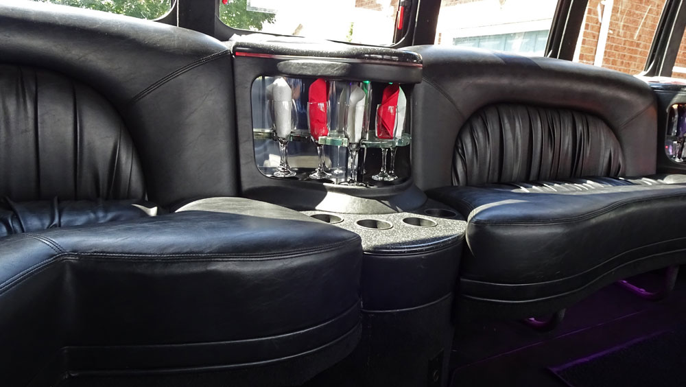 Jerrys Limousine Service | 652 Lorne St, New Glasgow, NS B2H 4L5, Canada | Phone: (902) 752-8811