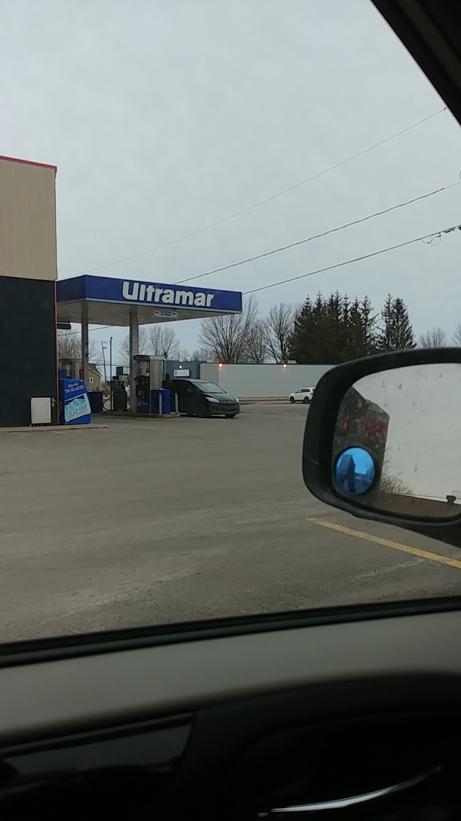 Ultramar | 421 QC-273, Saint-Apollinaire, QC G0S 2E0, Canada | Phone: (418) 881-3858