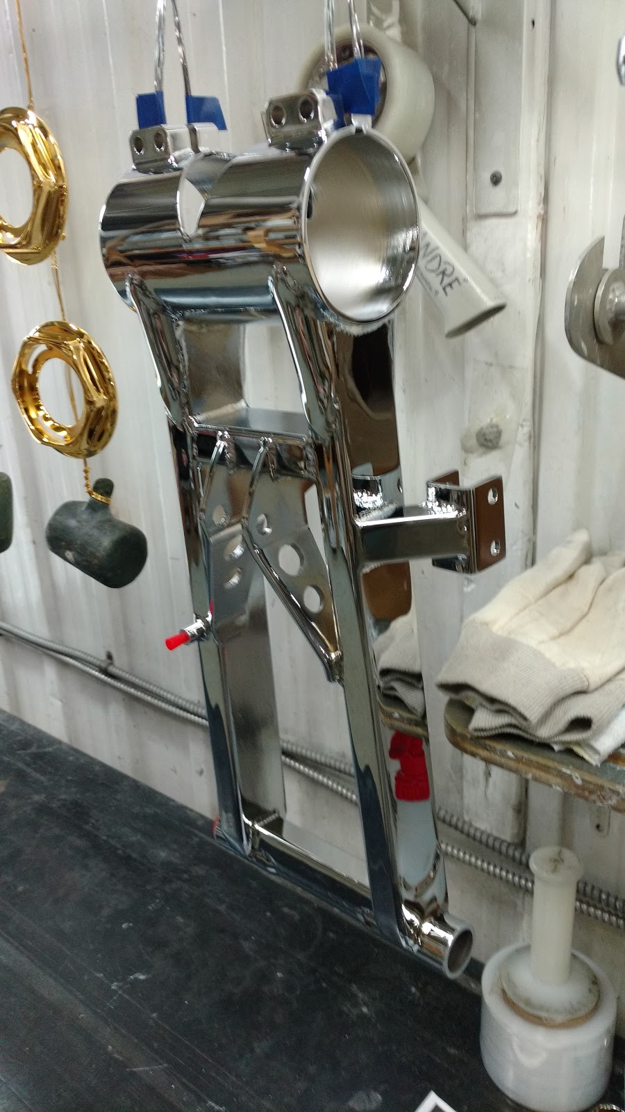 Chrome Black-Lake | 4249 Rue de LAtelier, Thetford Mines, QC G6H 1S8, Canada | Phone: (418) 423-5057