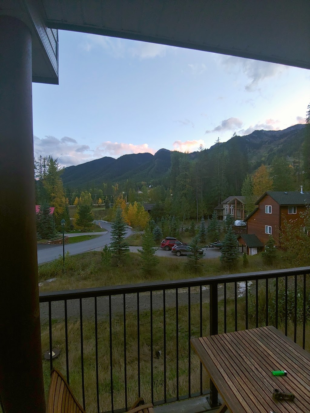 Cedar Ridge Estates by Fernie Lodging Co | 5388 Highline Dr, Fernie, BC V0B 1M6, Canada | Phone: (800) 667-9911