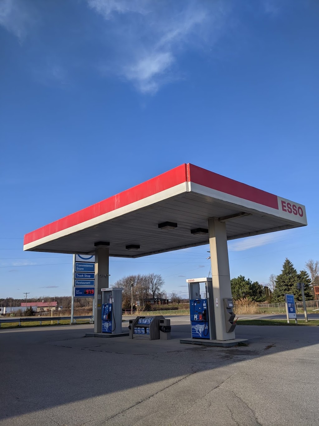 Ridgetown Fuels | 21180 Victoria Rd, Ridgetown, ON N0P 2C0, Canada | Phone: (519) 674-2424