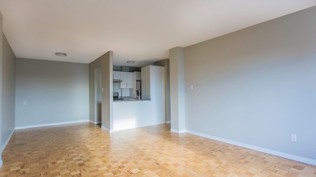 The York House | 10030 114 St NW, Edmonton, AB T5K 1R3, Canada | Phone: (587) 442-0199