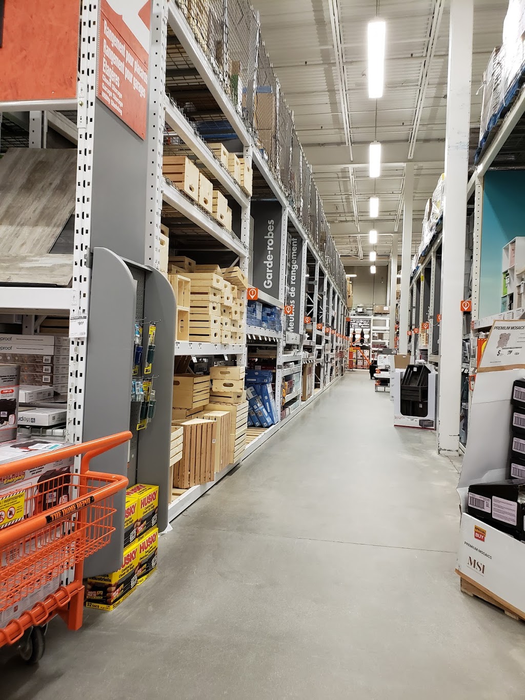 The Home Depot | 243 Montée Paiement, Gatineau, QC J8P 6M7, Canada | Phone: (819) 246-4060