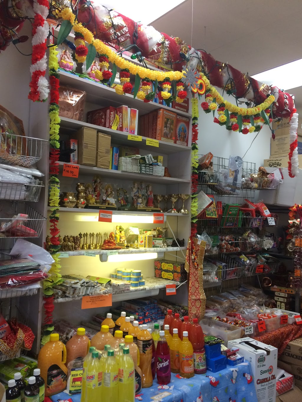 Fiji Shop and save | 13634 104 Ave, Surrey, BC V3T 1W2, Canada | Phone: (604) 957-1766