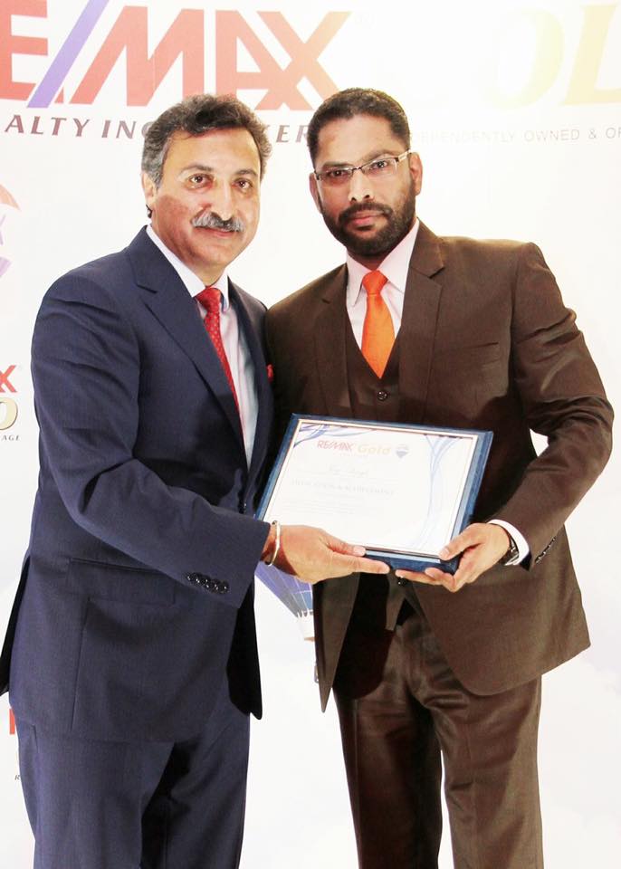 Jay Singh | 6 Hallen Rd, Brampton, ON L6Y 2V6, Canada | Phone: (416) 418-9722
