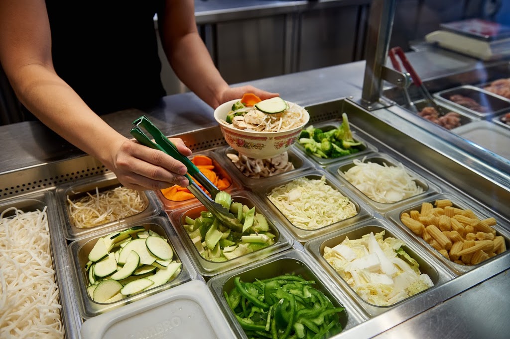 Palatal Stir Fry Express | 1220 St Marys Rd Unit F, Winnipeg, MB R2M 3V6, Canada | Phone: (204) 691-0880