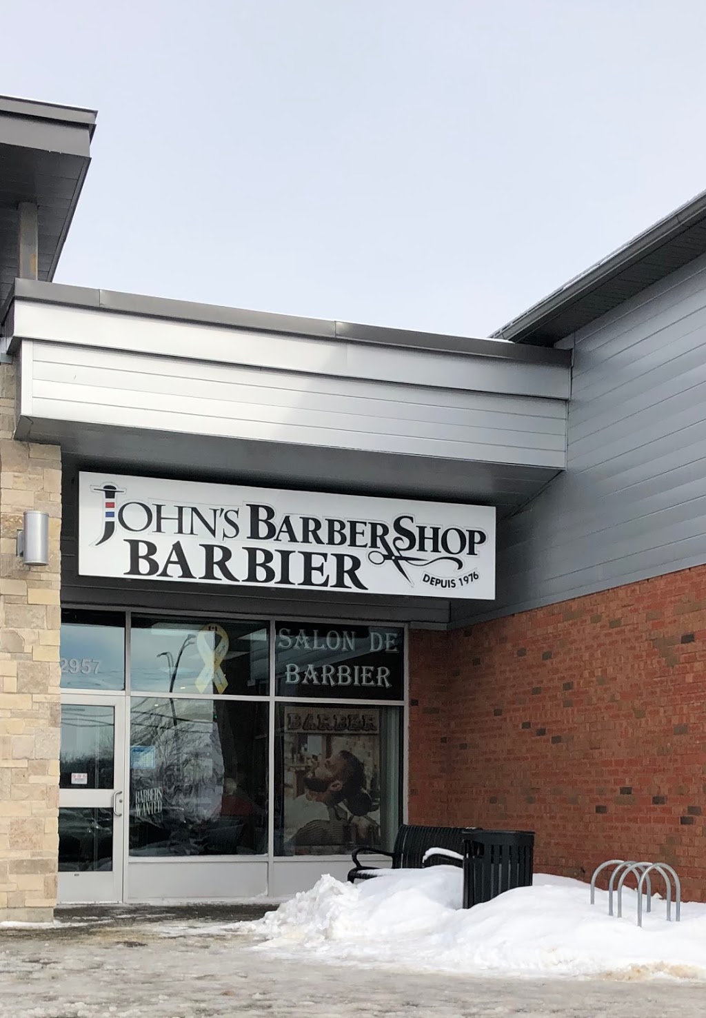 Johns Barber Shop | 2957 Boulevard Saint-Charles, Kirkland, QC H9H 3B5, Canada | Phone: (514) 694-3067
