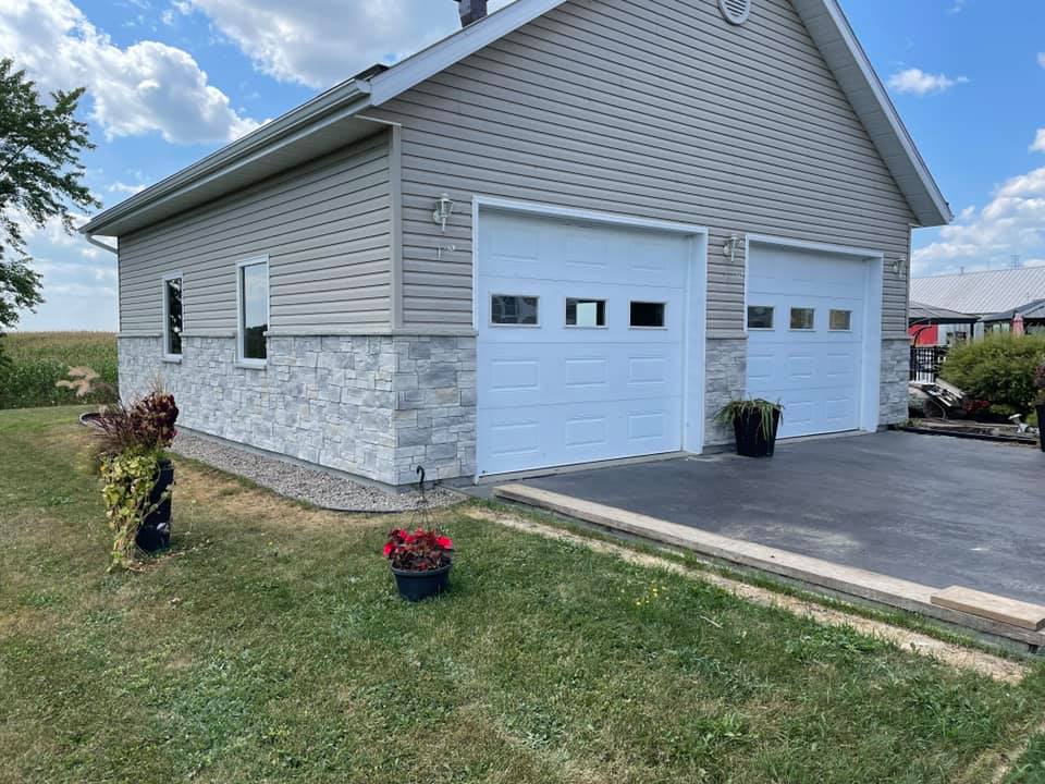Les Constructions Sébastien Lessard inc. | 505 Rue des Melezes, Charette, QC G0X 1E0, Canada | Phone: (819) 692-2481