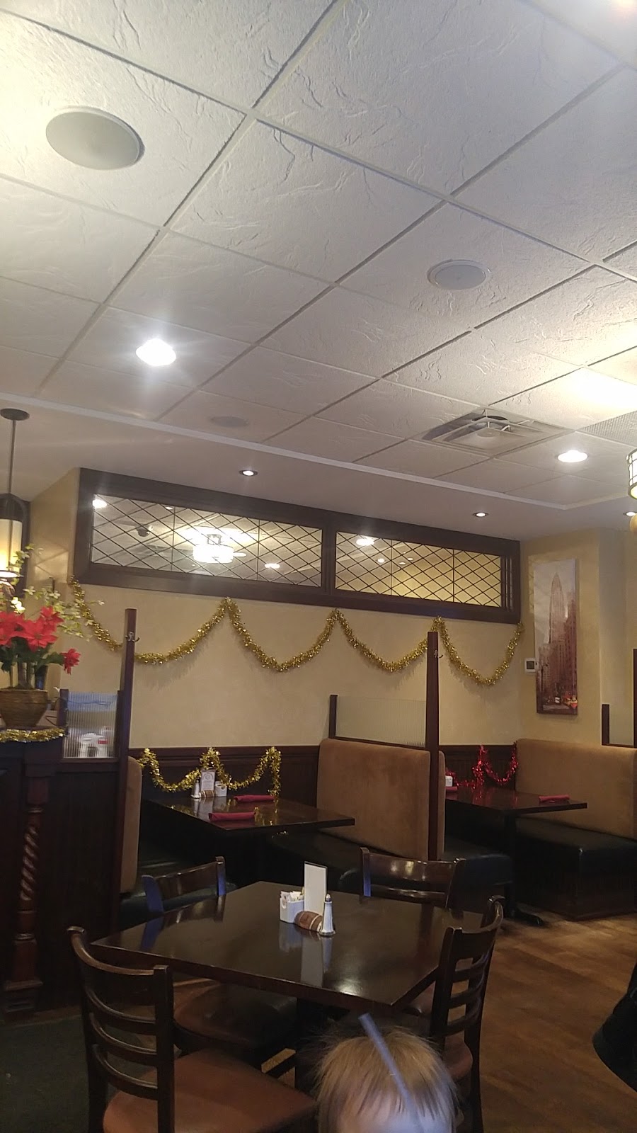 Park West Inn | 525 Dale Blvd, Winnipeg, MB R3R 2J8, Canada | Phone: (204) 895-8200