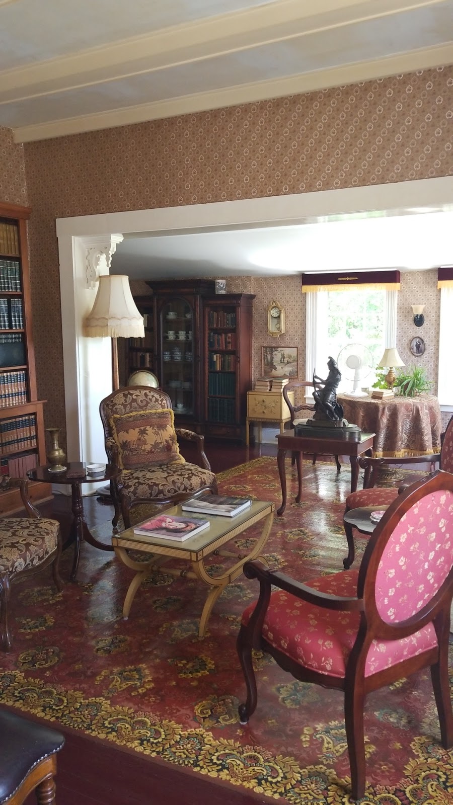 Zoé Vallé Memorial Library | 63 Regent St, Chester, NS B0J 1J0, Canada | Phone: (902) 273-2526