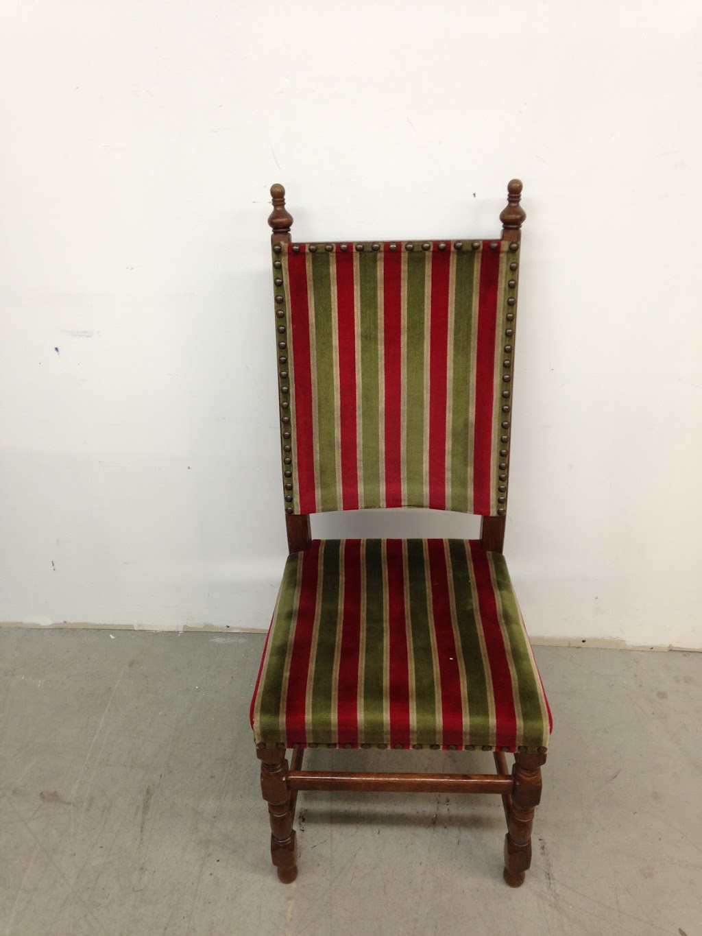 Platinum Fabrics & Upholstery Ltd. | 5915 Atlantic Dr Unit #3, Mississauga, ON L4W 1S4, Canada | Phone: (905) 564-9608