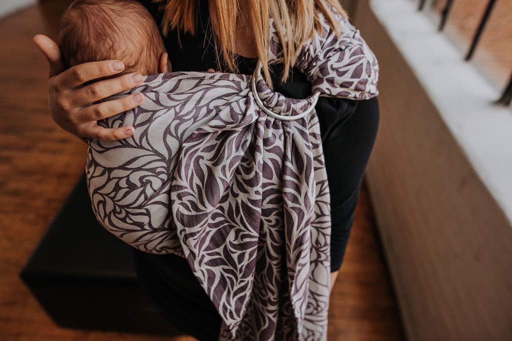 Gustine baby carriers | 574 Boulevard Guimond, Longueuil, QC J4G 1P8, Canada | Phone: (438) 223-3238