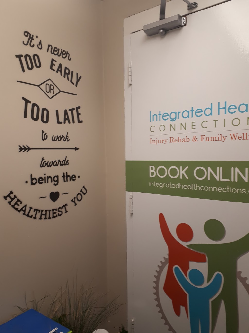Integrated Health Connections - Dr. Sarah Racicot | 240 Bayview Dr #14, Barrie, ON L4N 4Y8, Canada | Phone: (705) 315-0101