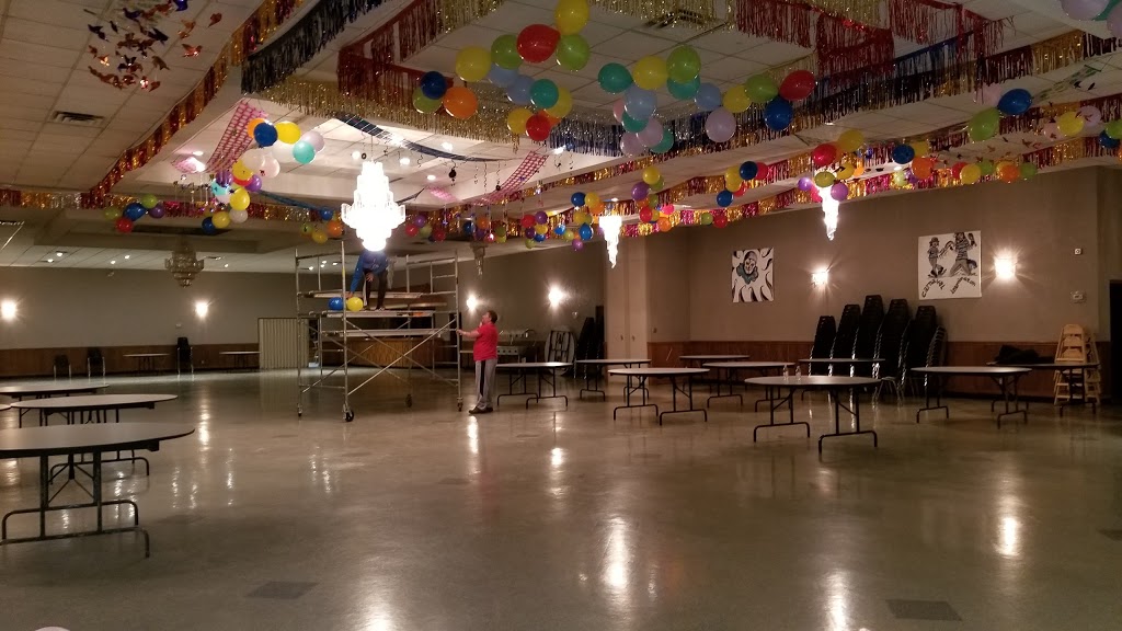 Leamington Portuguese Community Club | 217 Talbot St W, Leamington, ON N8H 1N8, Canada | Phone: (519) 326-5561