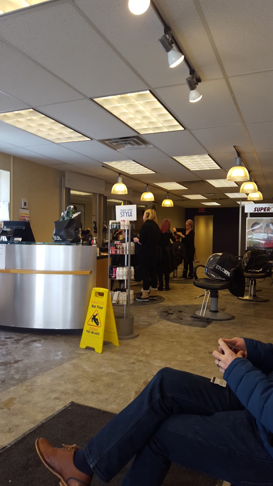 Supercuts | 128 Grey St, East Aurora, NY 14052, USA | Phone: (716) 655-5734