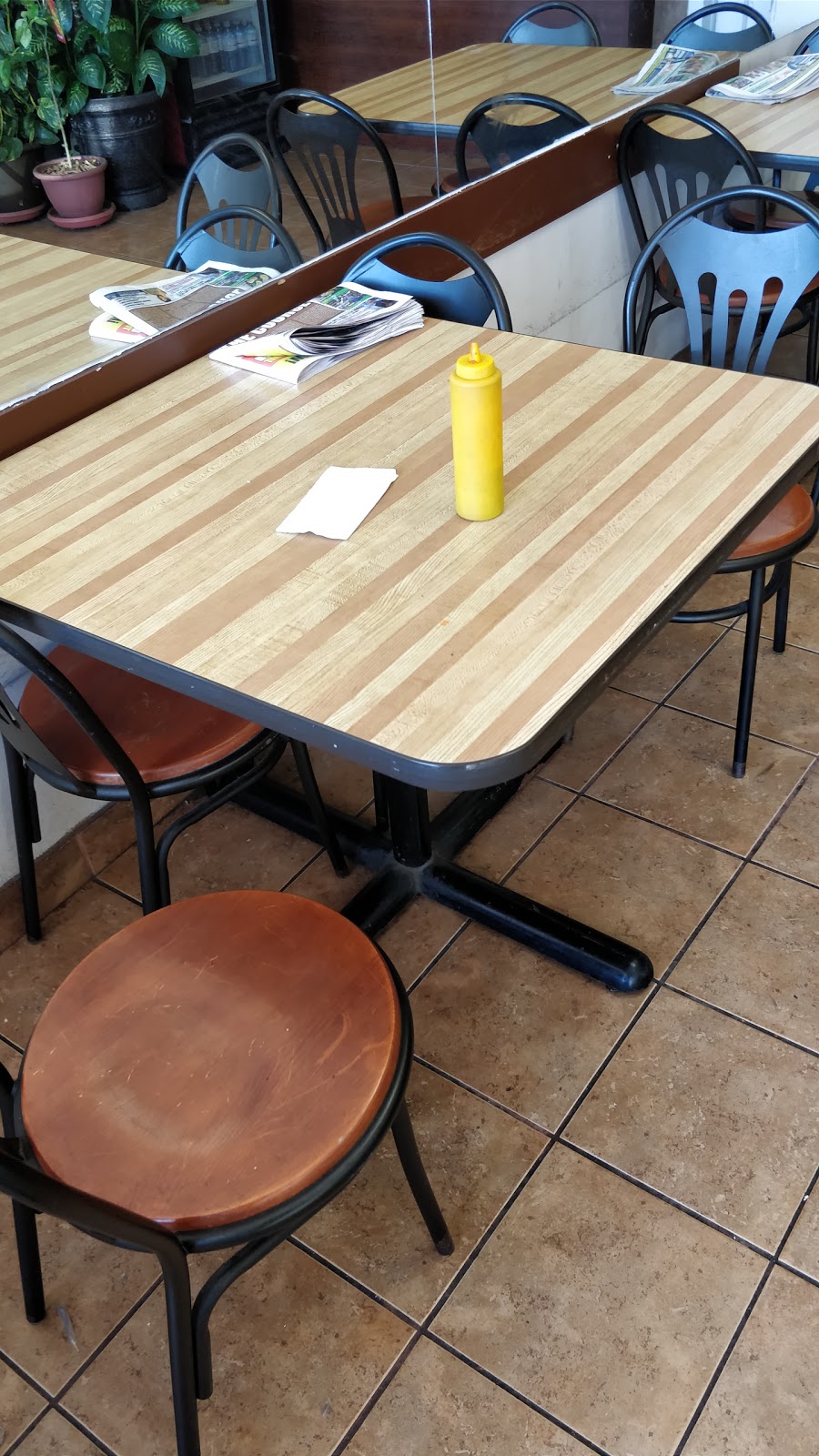 Food Garden Restaurant | 2522 Eglinton Ave E, Scarborough, ON M1K 2R5, Canada | Phone: (416) 915-7070