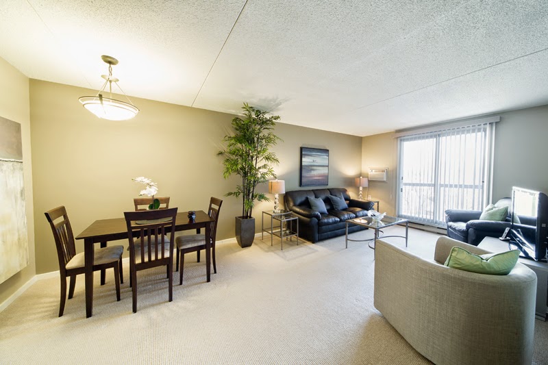 Executive Suites by Roseman | 243 Queen St, Winnipeg, MB R3J 3V4, Canada | Phone: (403) 290-0036