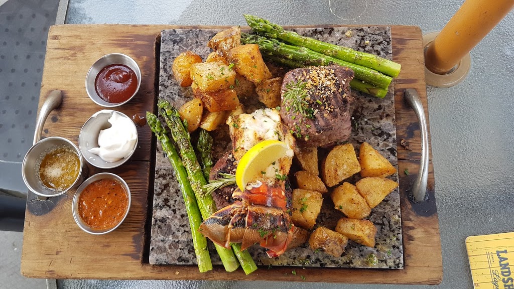 Barcelos Restaurant & Grill | 22 Sunnidale Rd, Wasaga Beach, ON L9Z 2S8, Canada | Phone: (705) 429-3685