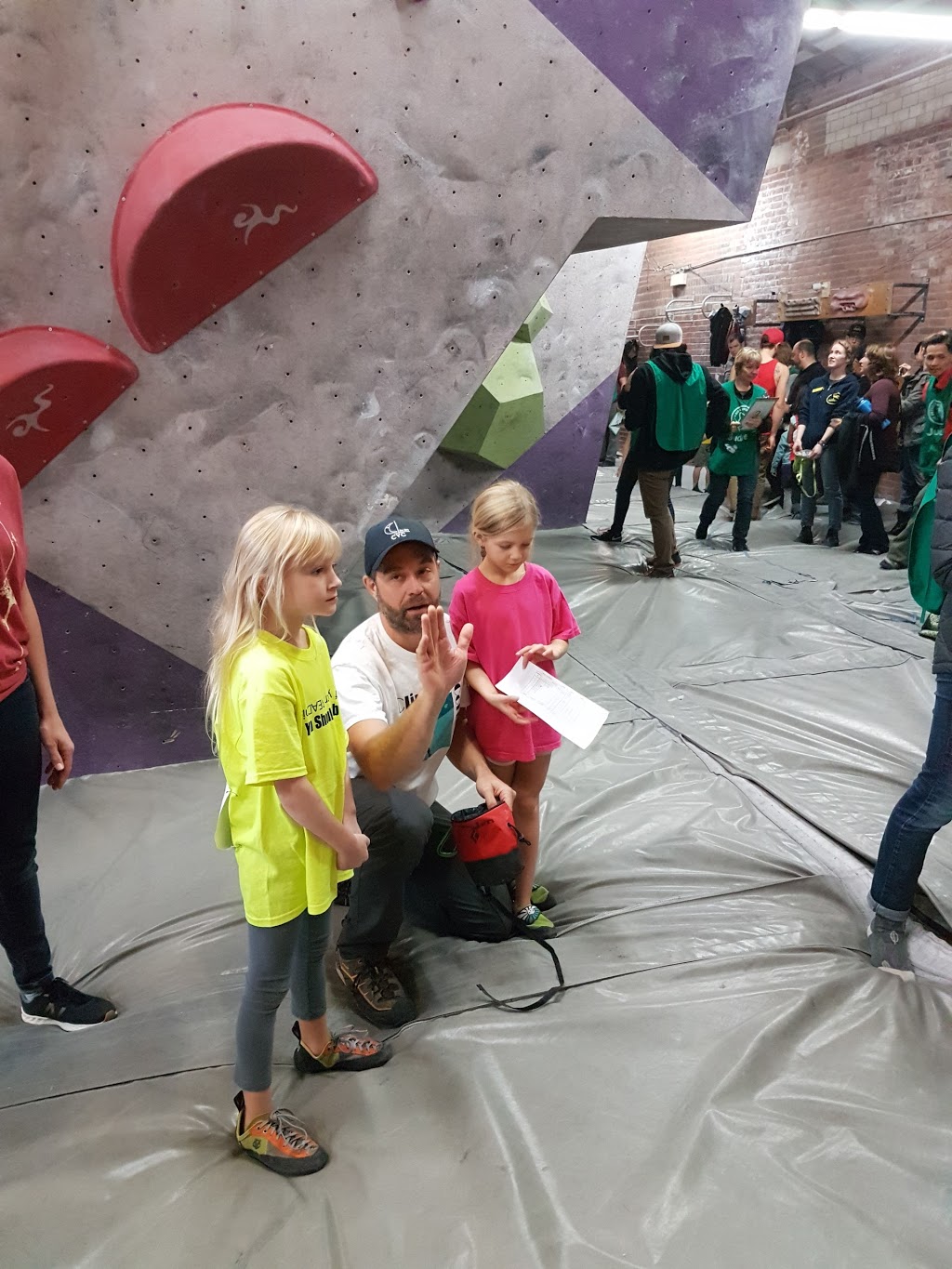 Climbers Corner | 95 Sandford Fleming Dr, Collingwood, ON L9Y 5A6, Canada | Phone: (705) 445-0117