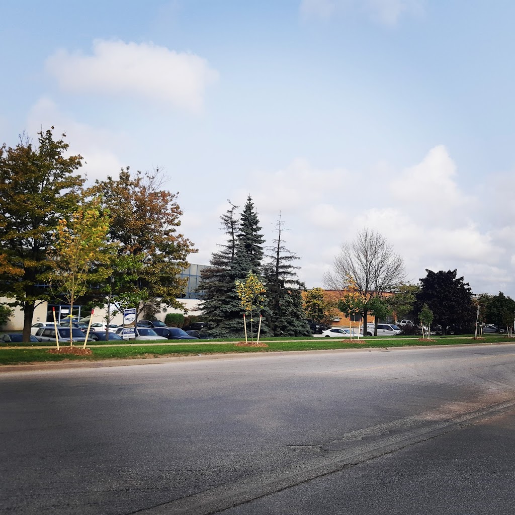 Genesis Vue | 400 Creditstone Rd Unit 5, Concord, ON L4K 3Z3, Canada | Phone: (416) 855-2011