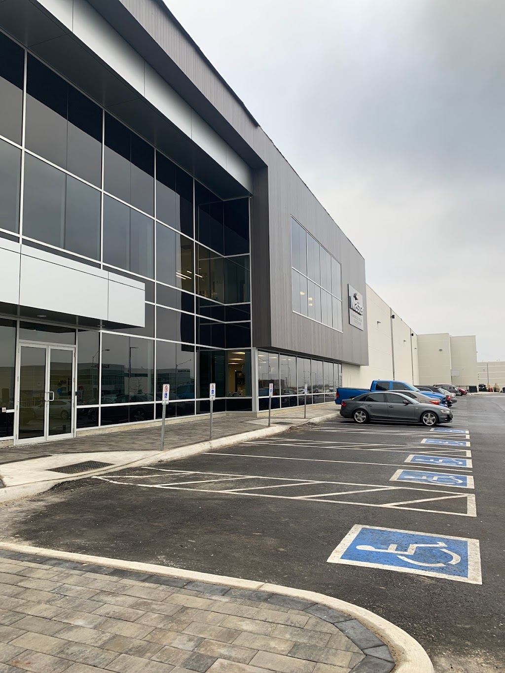 The Master Group Vaughan (Distribution Centre) | 8865 Hwy 50 Unit 1, Vaughan, ON L4H 4V5, Canada | Phone: (905) 850-4811