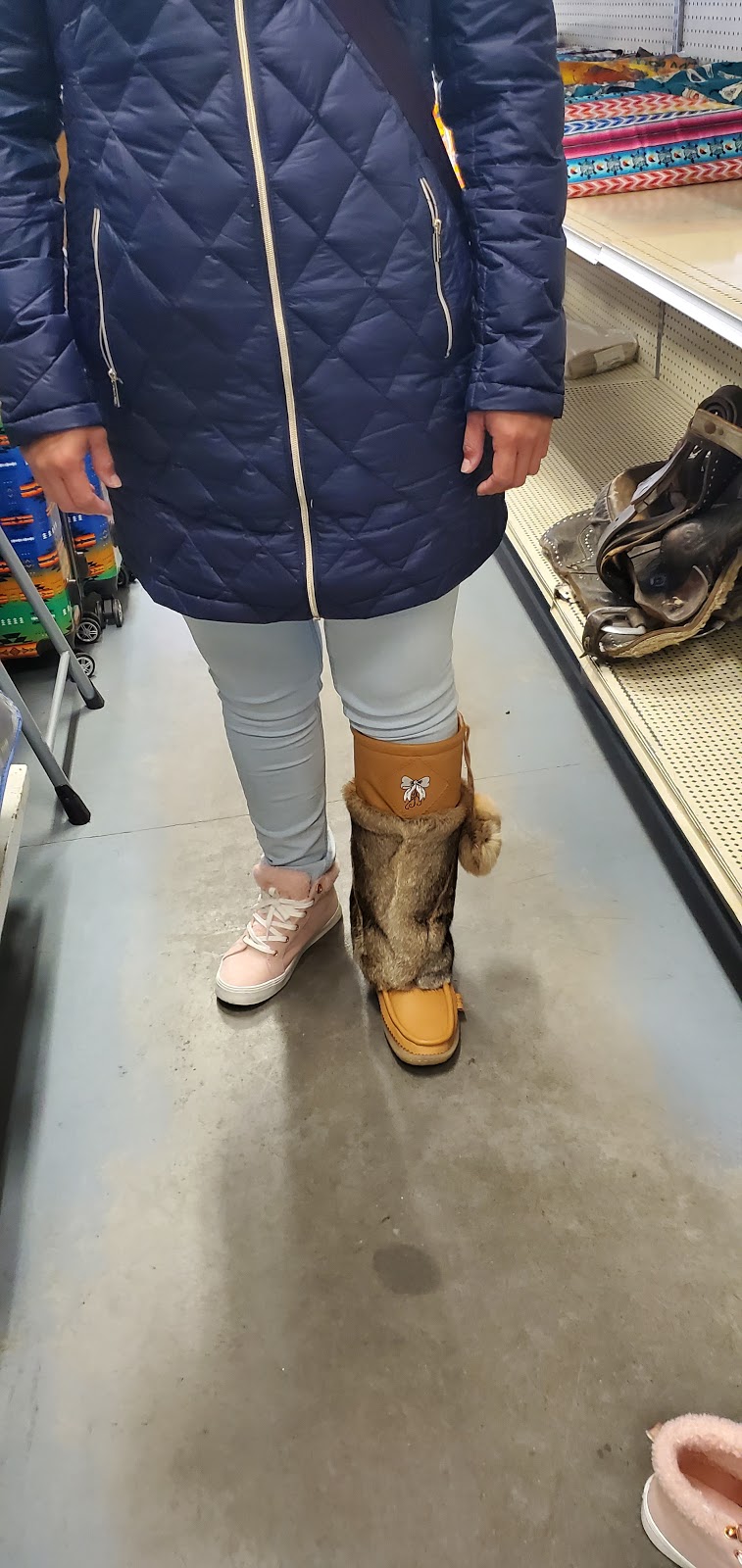 Bear Paw Trading Post | Wetaskiwin County No. 10, AB T0C 1N0, Canada | Phone: (780) 352-6686